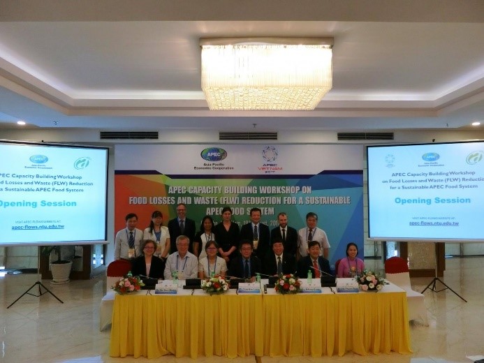 Representatives of APEC economies participate in the APEC Capacity Building Workshop on Food Losses and Waste (FLW) Reduction for a Sustainable APEC Food System