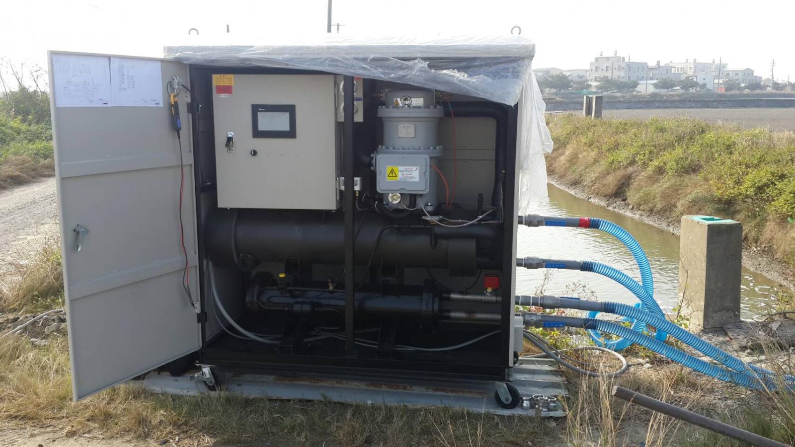 The heat pump used in the field experiment aims to assist fish farm against cold weather.