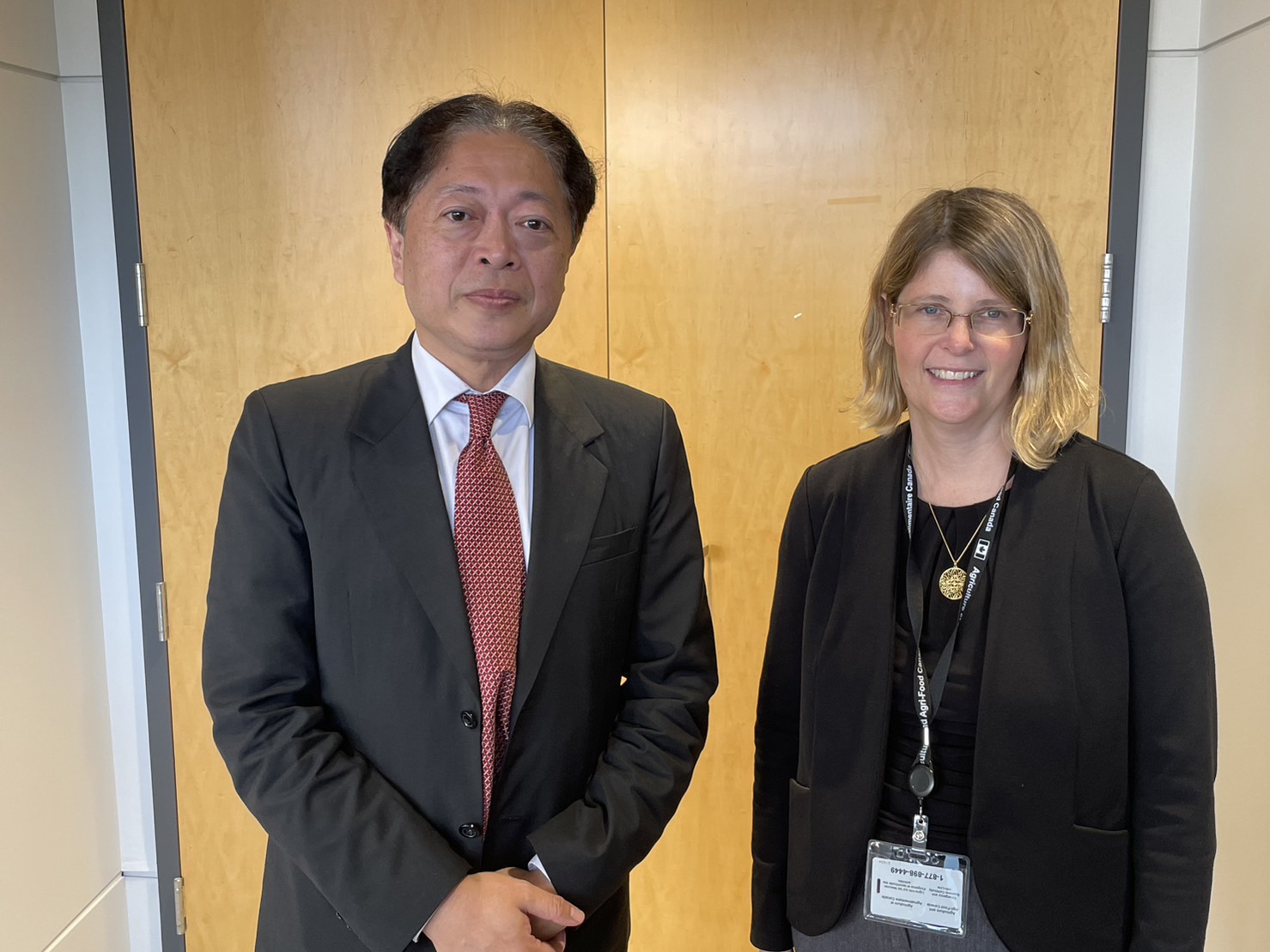 The two co-chairs of the 15th Taiwan-Canada Agricultural Working Group Meeting were Mr. Vincent Lin, Director General of the Department of International Affairs at Taiwan’s Ministry of Agriculture, and Ms. Michelle Cooper, Director General of the Market Access Secretariat at Agriculture and Agri-Food Canada.